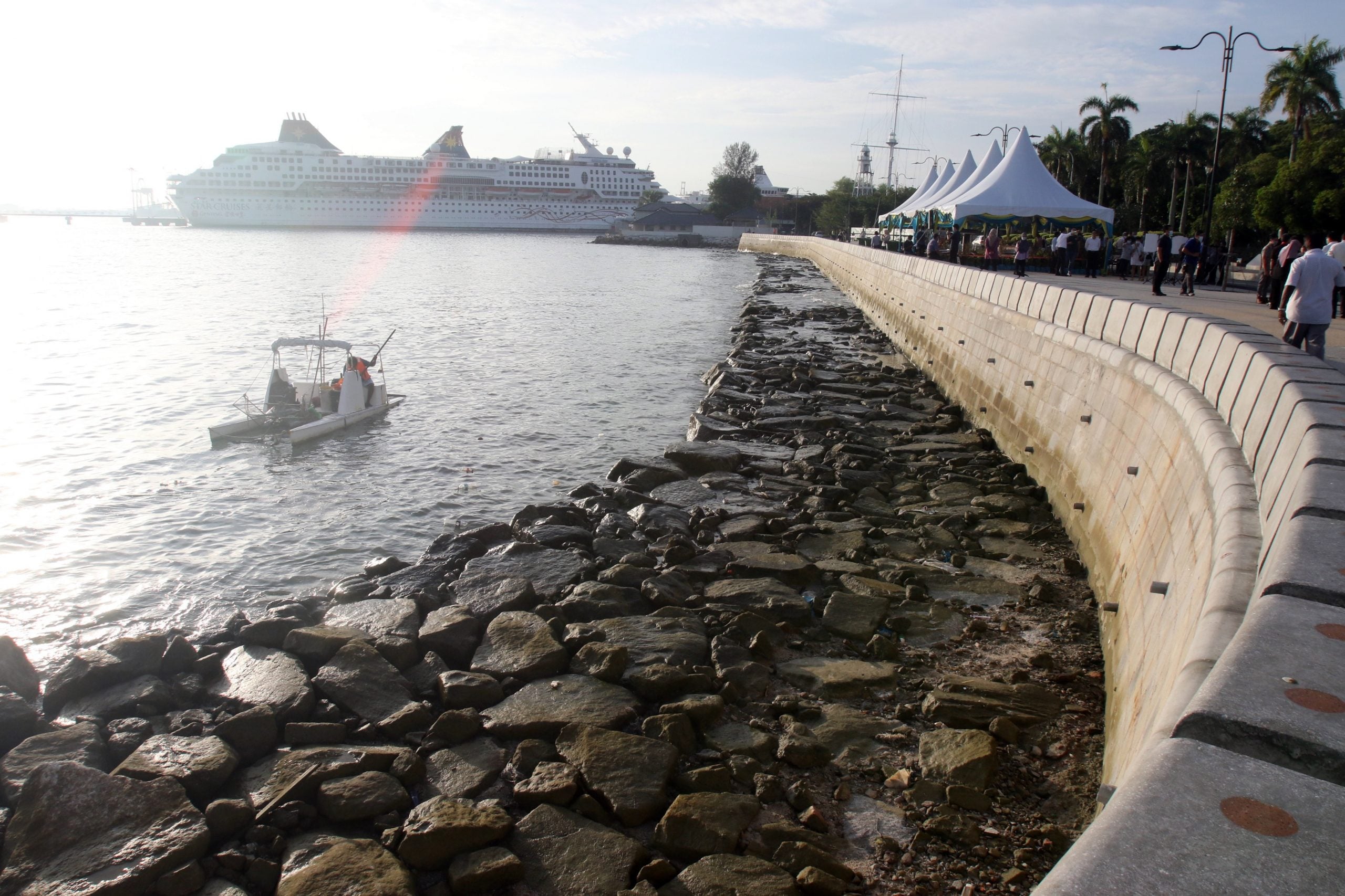 (大北马)旧关仔角海堤围墙和走道完成提升 成休闲好去处