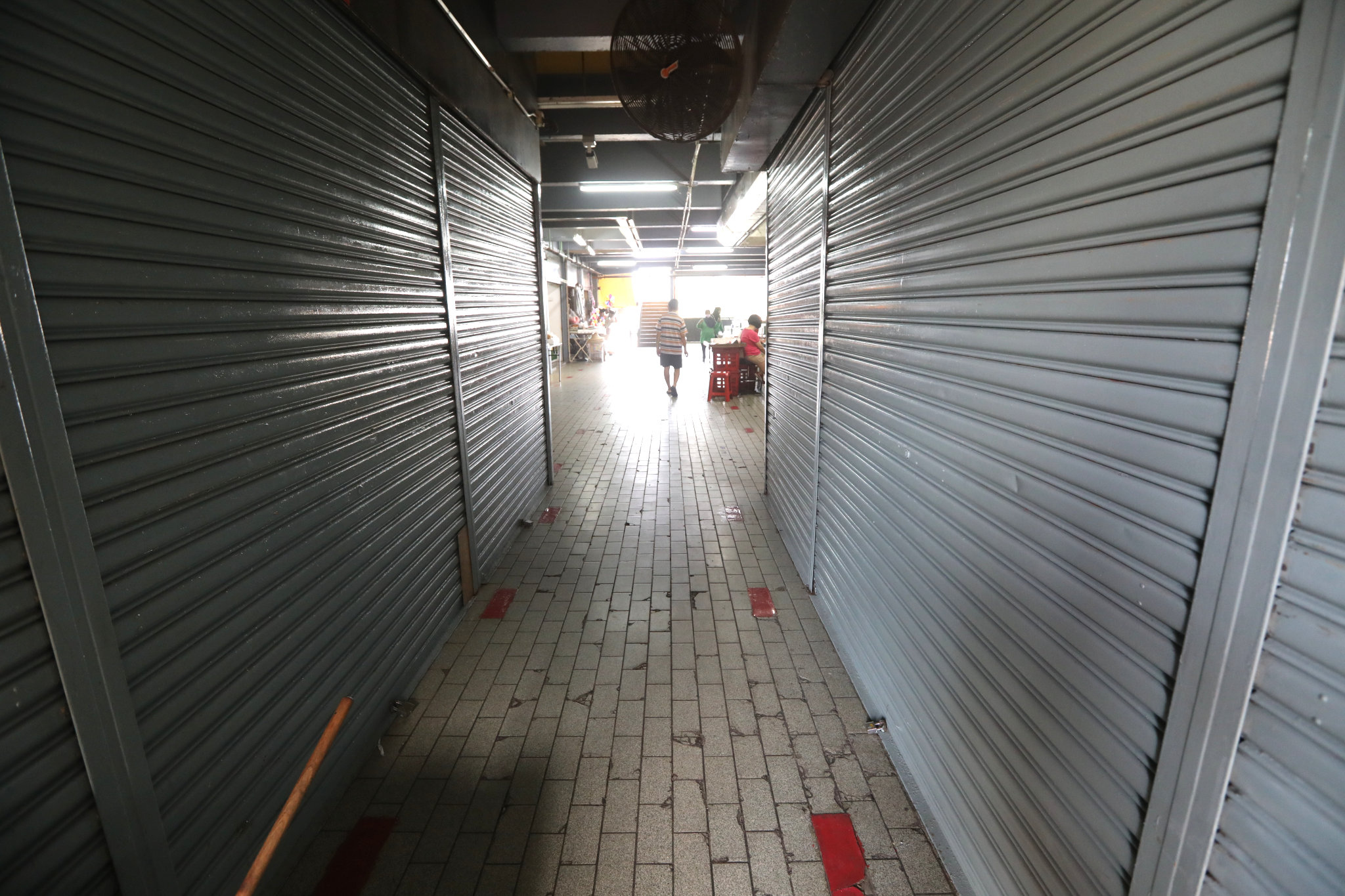 (版2头)大都会-双溪威巴刹部分小贩不再天天开档