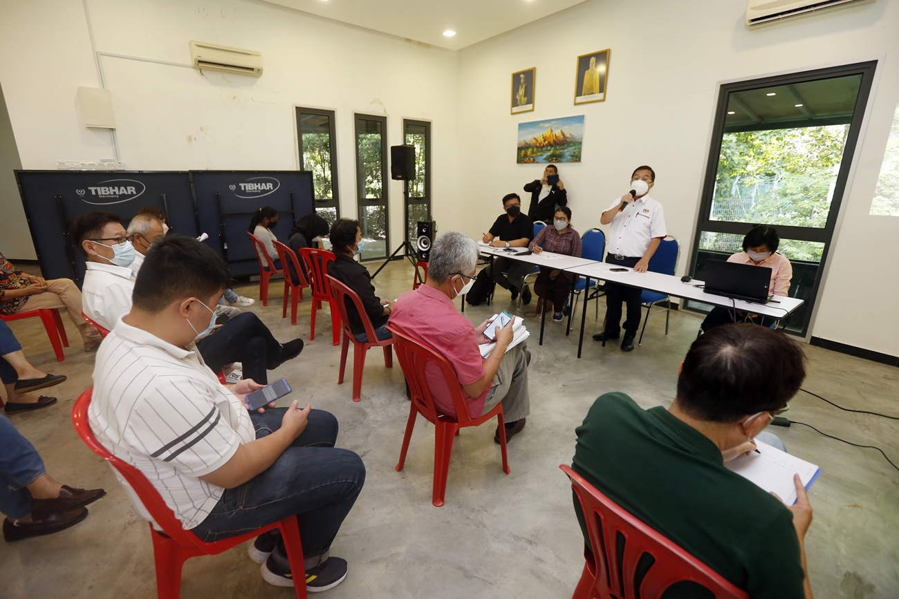 mz5//（大都会）陈国伟：过度发展问题/5图