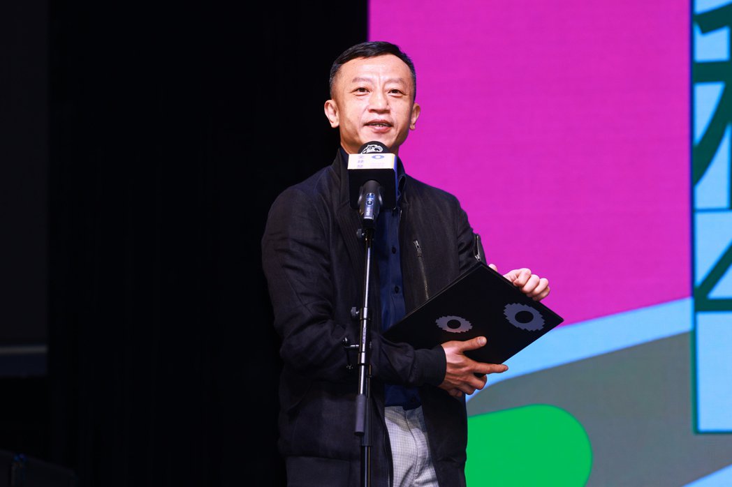 Netflix讽台湾买不到快筛　金钟导演轰造谣怒退订