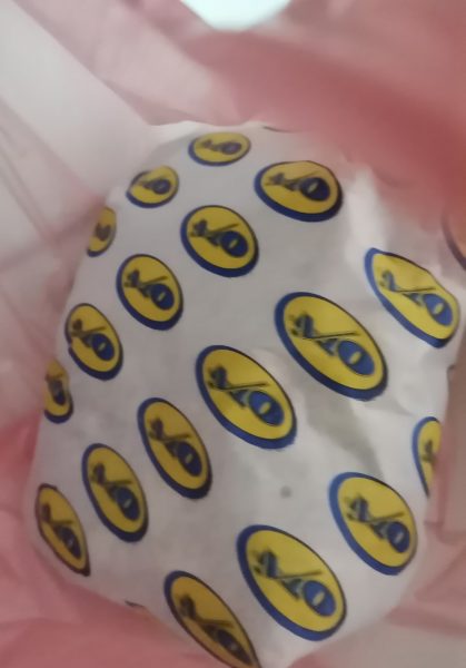 2个特色汉堡包RM23 打包咖哩汁征RM1 网问:合理吗?