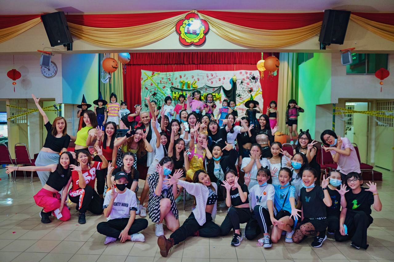 3/6:(有故事的人) 与学生共舞的林心慈