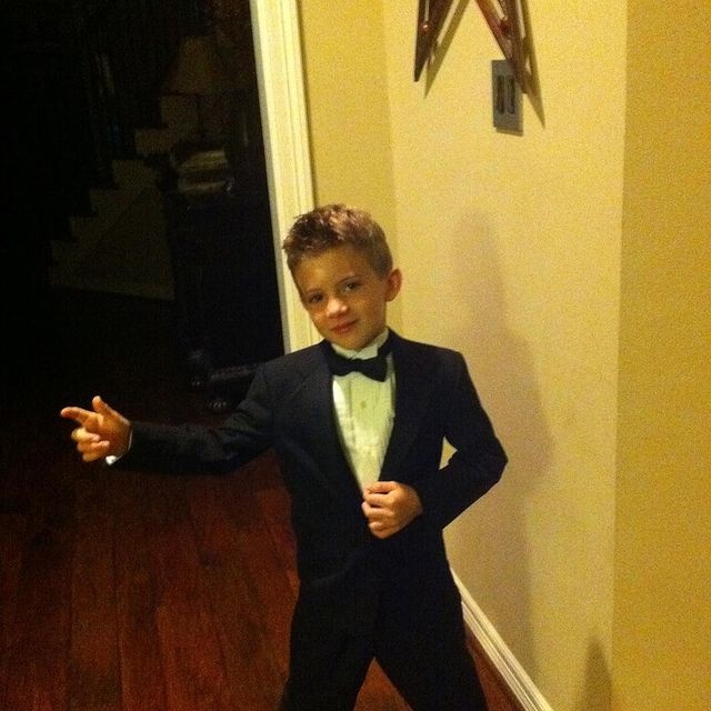 18岁艾美奖童星陈尸家中 死因待查