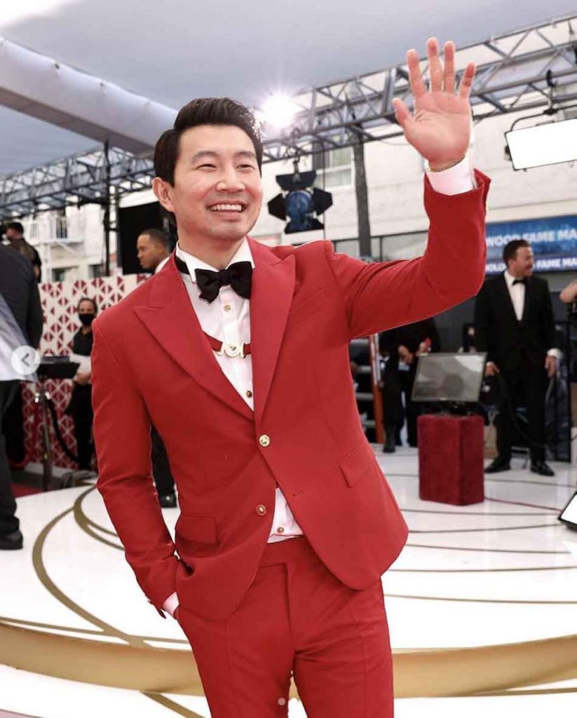 为演《Barbie》阿Ken  刘思慕全身热蜡脱毛