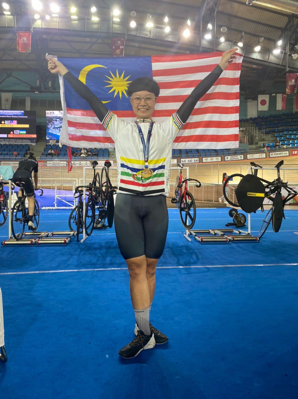 亚洲场地脚车锦标赛 杨慈惠青年争先赛摘金