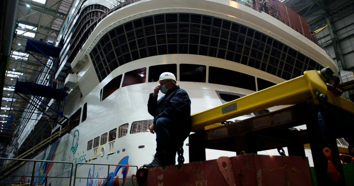 亚洲最大豪华邮轮“环球梦”处女航驶向报废场？