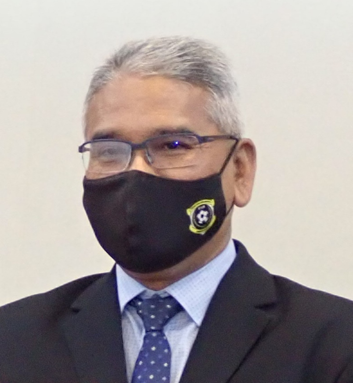 凯鲁阿米尔指垃圾清理工作将公开招标