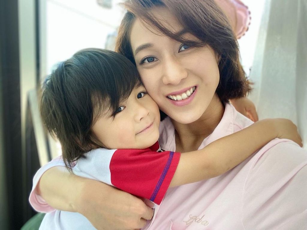 分享演哭戏窍门　锺嘉欣两分钟落泪