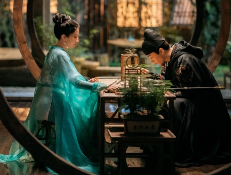 刘亦菲陈晓“鱼水之欢”镜头好欲 网劝陈妍希别看	