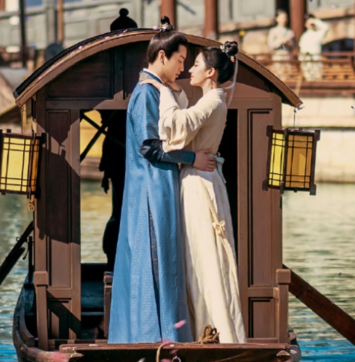 刘亦菲陈晓“鱼水之欢”镜头好欲 网劝陈妍希别看	