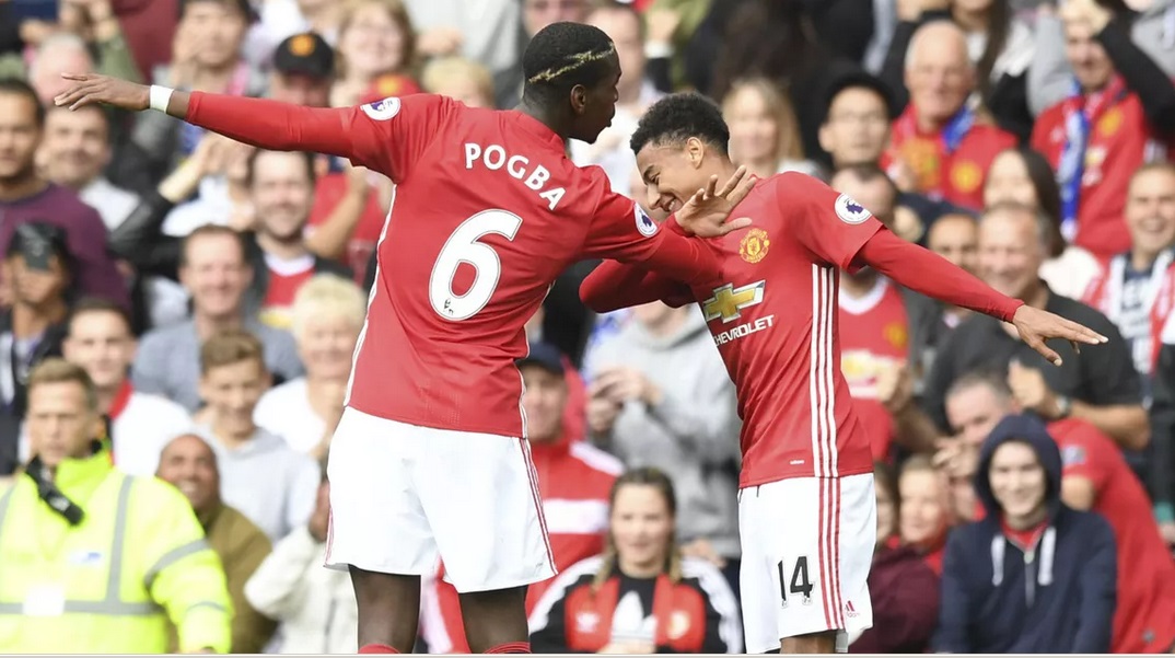 博格巴两度免费离队 曼联颁忠诚奖 魔迷不满