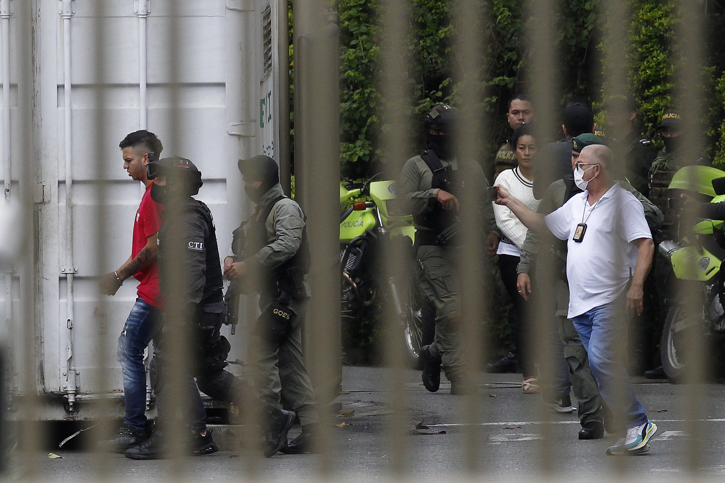 反毒检察官沙滩度蜜月 遭毒枭登岸突袭两枪毙命