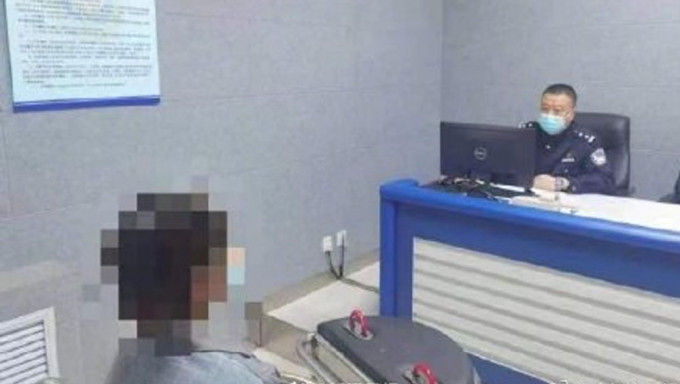 哈尔滨双胞胎姐妹互换身份违法出国30多次被捕