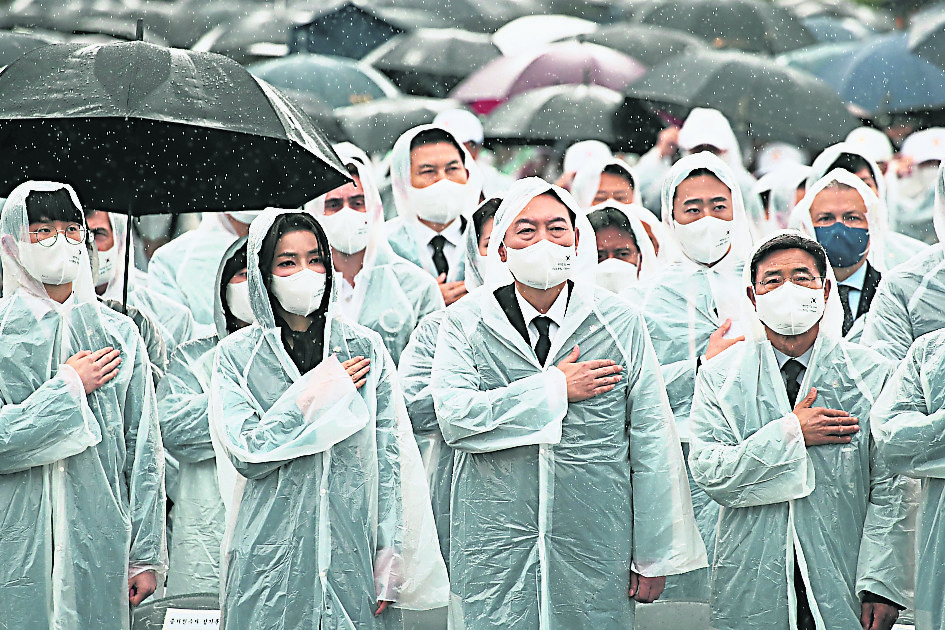 回呛朝鲜军事挑衅 美韩发射8枚导弹/主