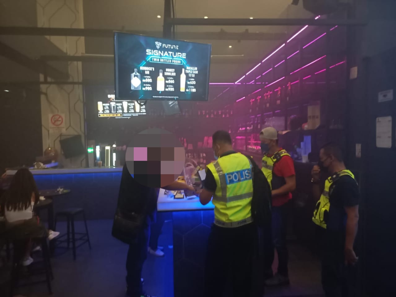 夜店罔顾法纪·违法营业 两年被取缔5次