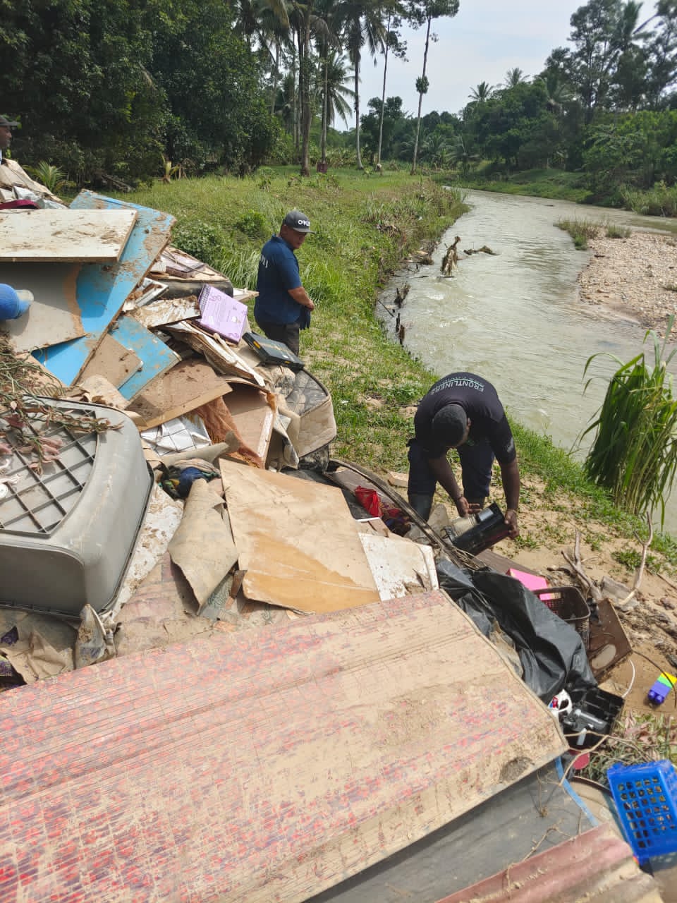 大都会:乌雪大水灾99%清理完毕/3图