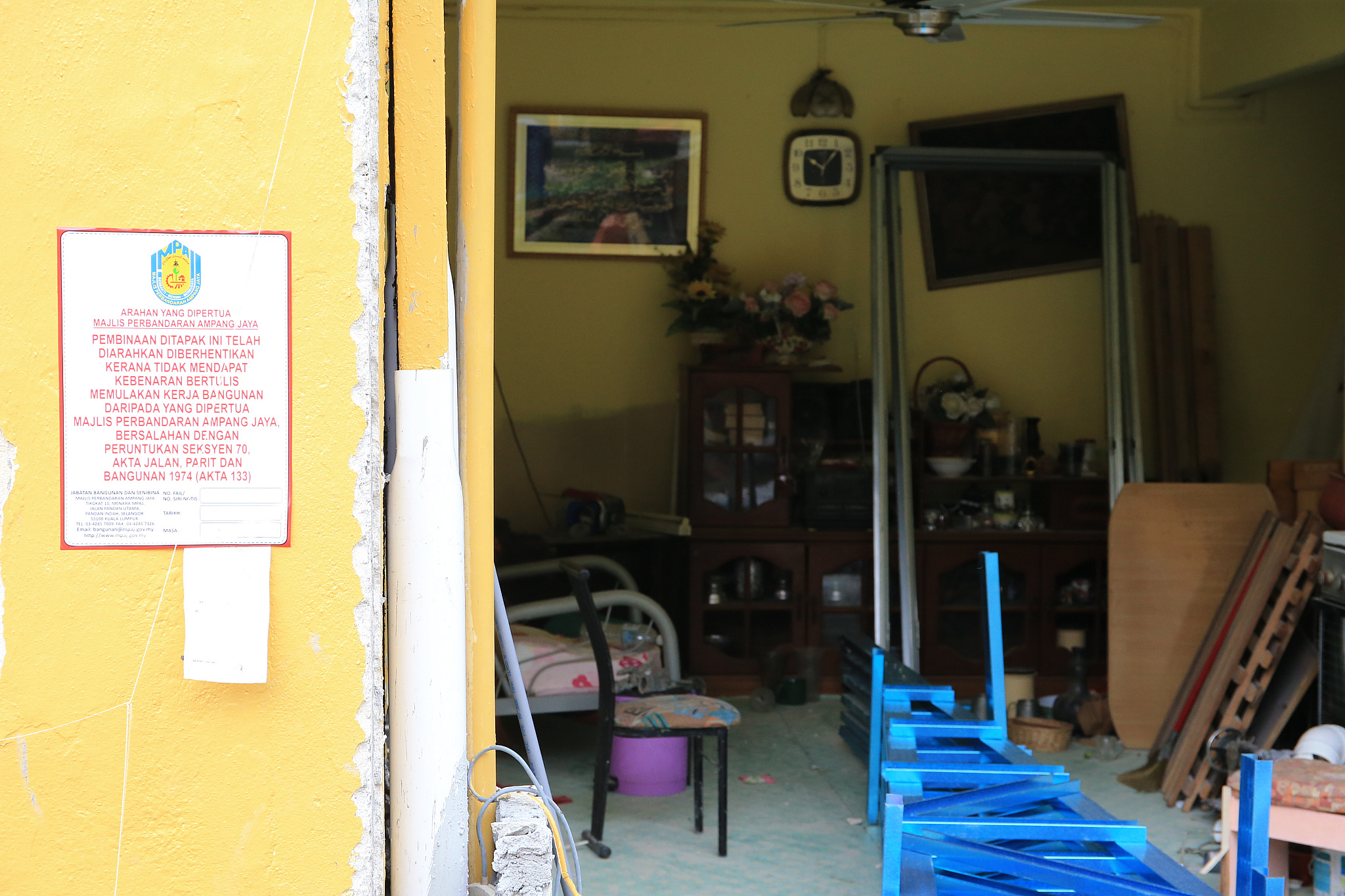 大都会封面:组屋非法扩建课题