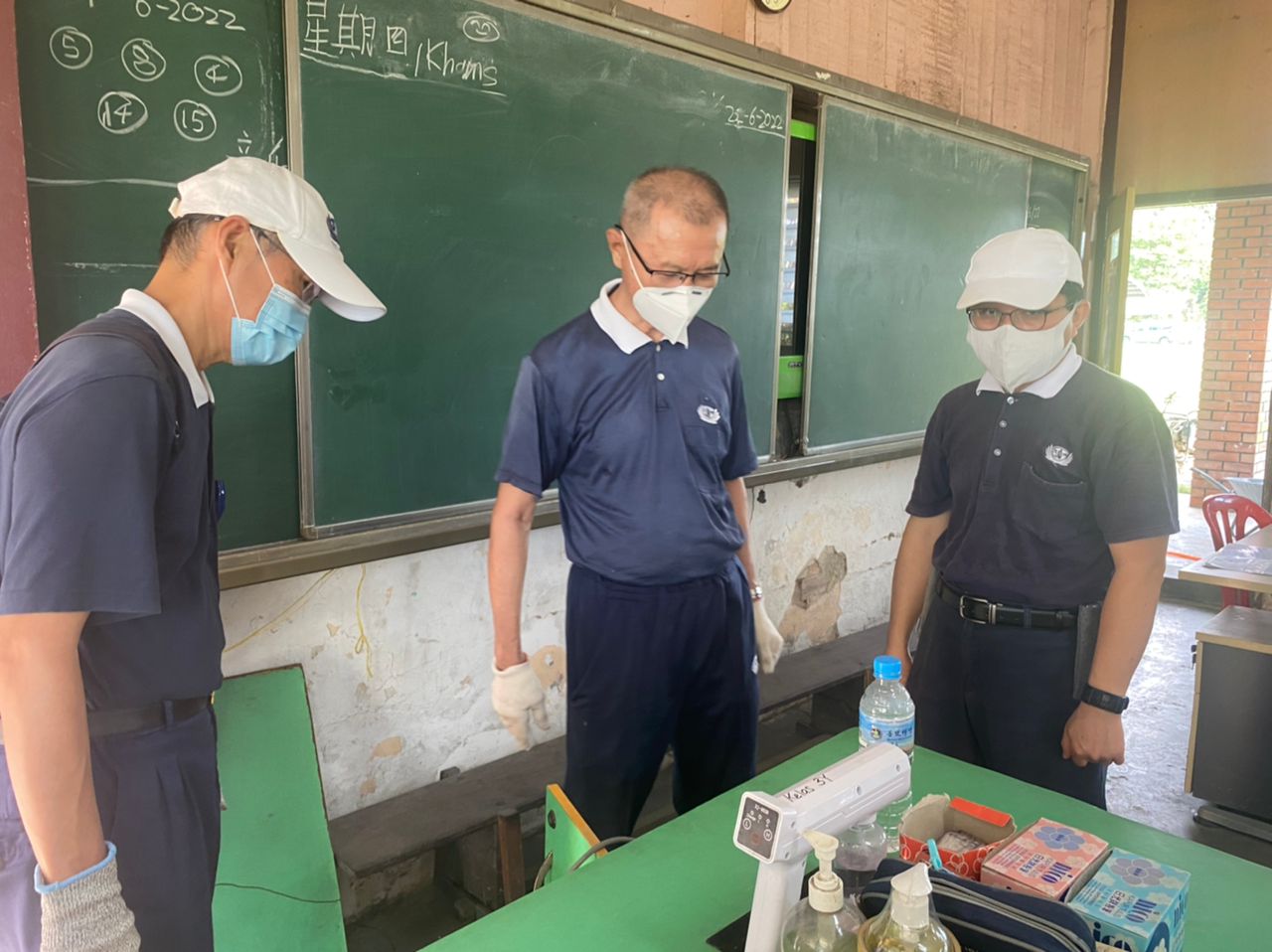 大都会/直落昂利民华小水深1呎水灾