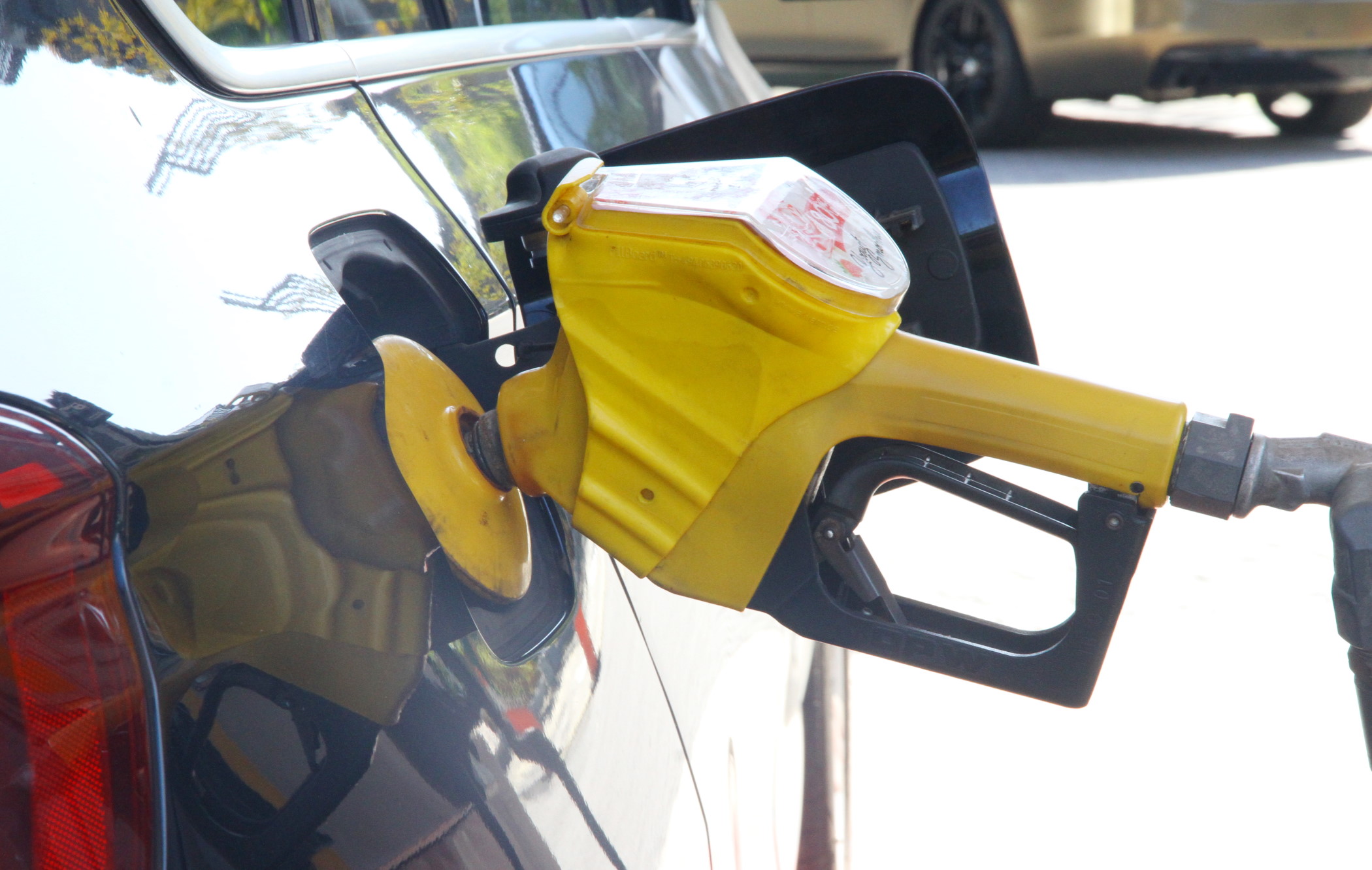 大都会/跟进汽油起价及网传ron95没油/9图