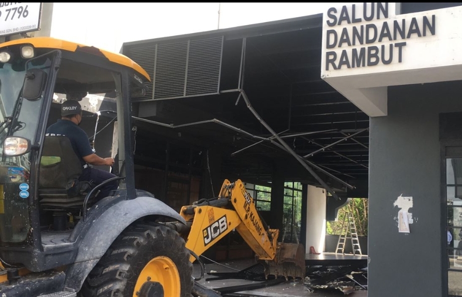 大都会/ME02头/加影市议会清拆违建行动/5图