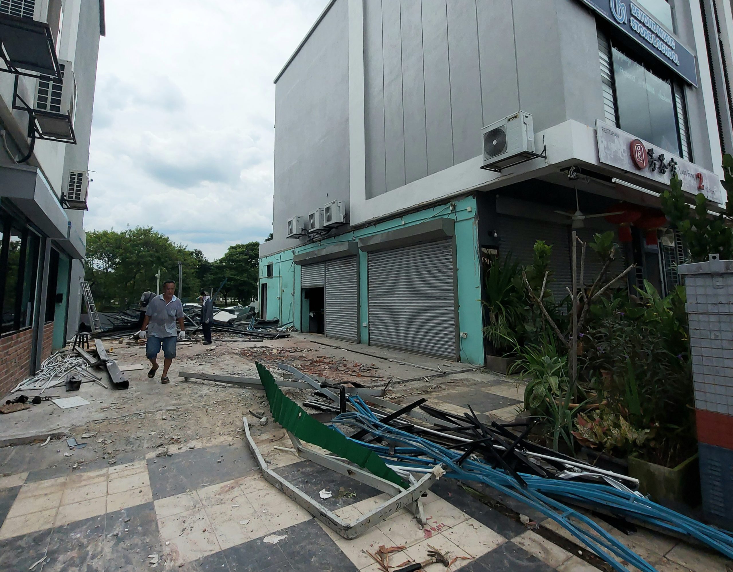 大都会/ME02头/加影市议会清拆违建行动/5图