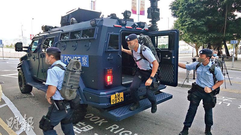 官媒报道习近平将出席回归庆典 未提赴港引各界解读