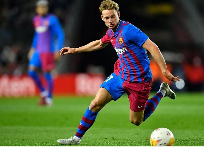 巴塞为筹钱乐见其成 德容变卦同意转会曼联