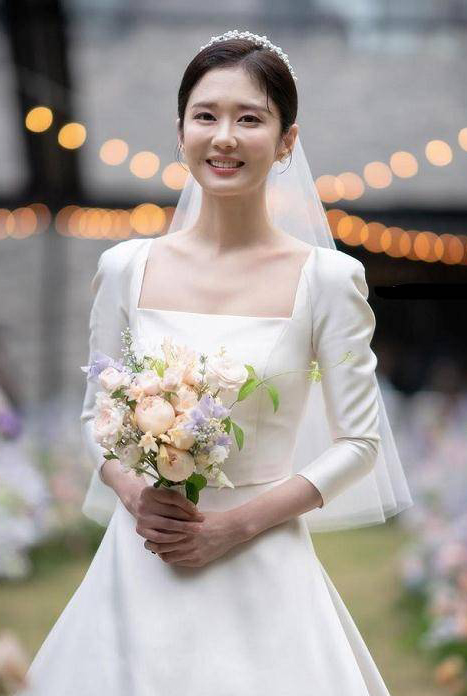 张娜拉出嫁“2前男友”闹场   郑容和李相仑哭喊：再见