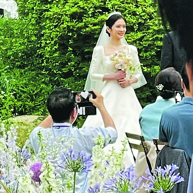 张娜拉出嫁“2前男友”闹场   郑容和李相仑哭喊：再见