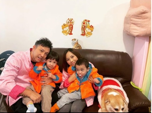 张致恒3度当爸 宝宝早产一出世送ICU插管