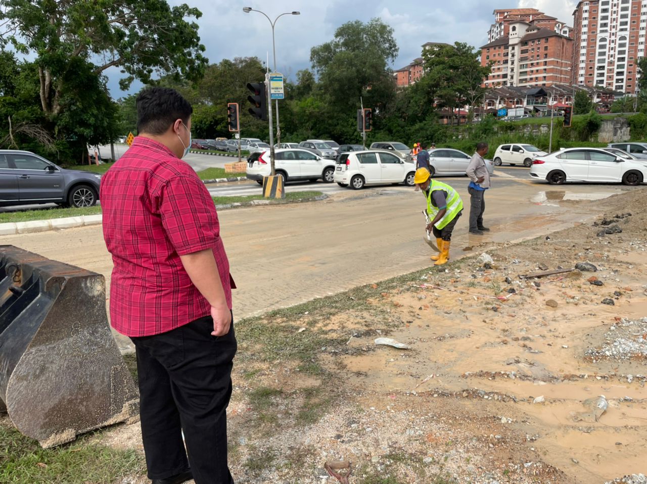 必下//大都会/蕉赖皇冠城二道爆水管