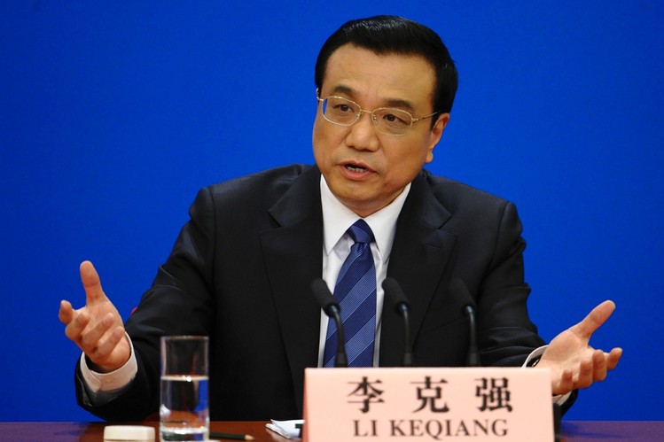 推动经济复苏 李克强:进一步畅通交通物流保障市场