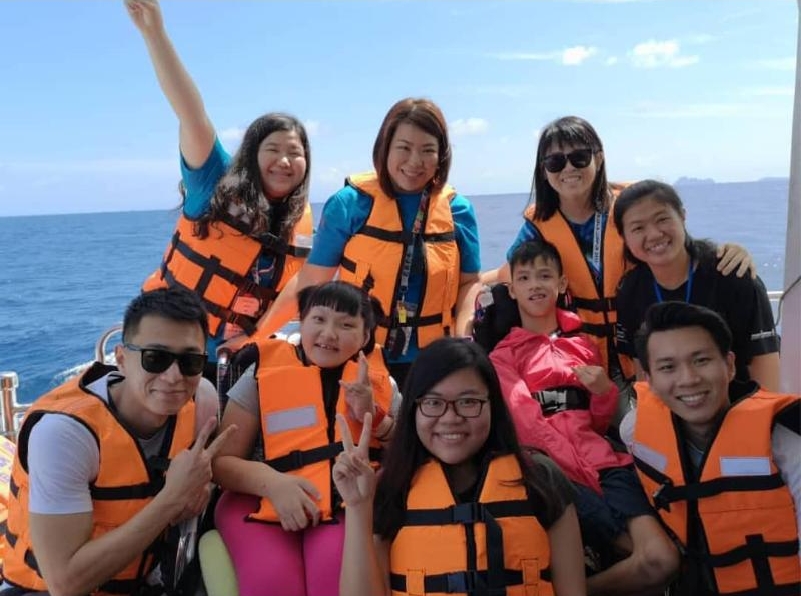 暖势力-爱关怀之家社工和志工 7图