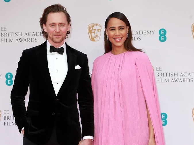 未婚妻凸肚飘孕味 洛基要当爸爸了?