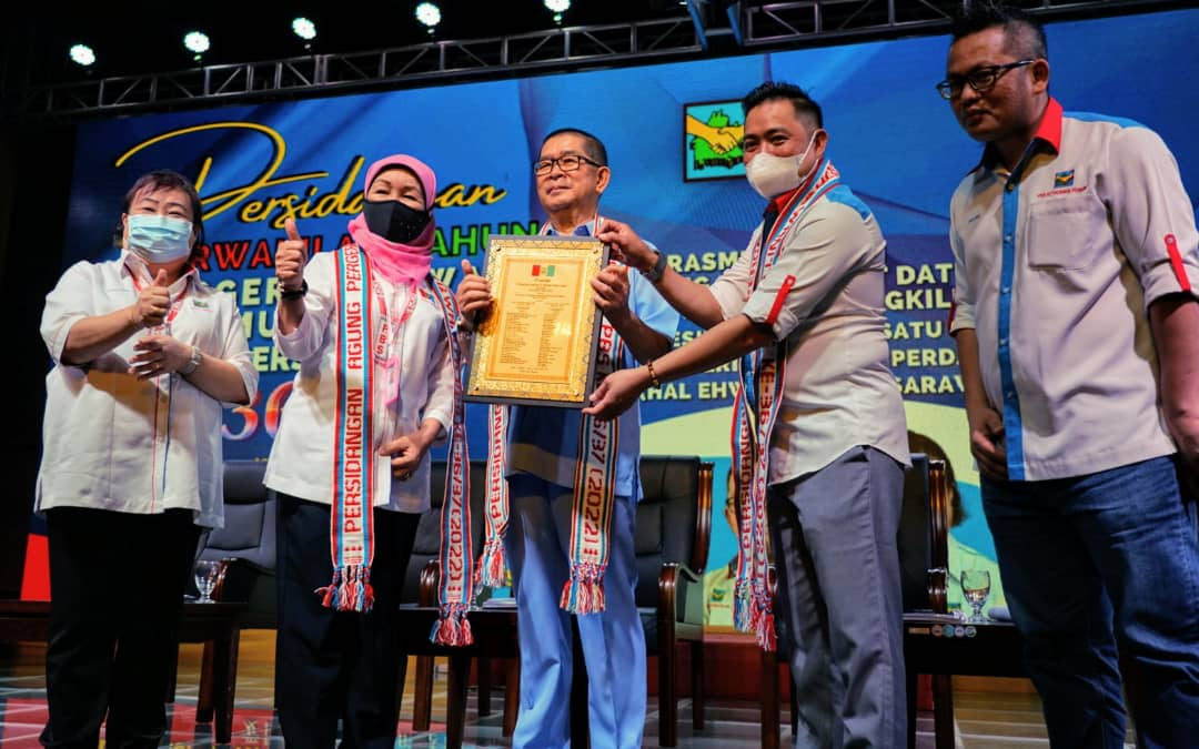 未来3年训练准继承人 麦西慕下届党大会交棒