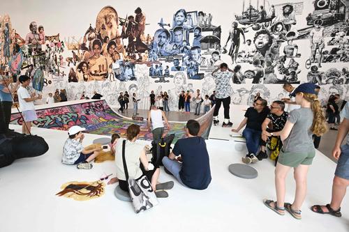 每日一展两图/第15届卡塞尔文献展:从艺术小组出发,一剂独特的“补药”