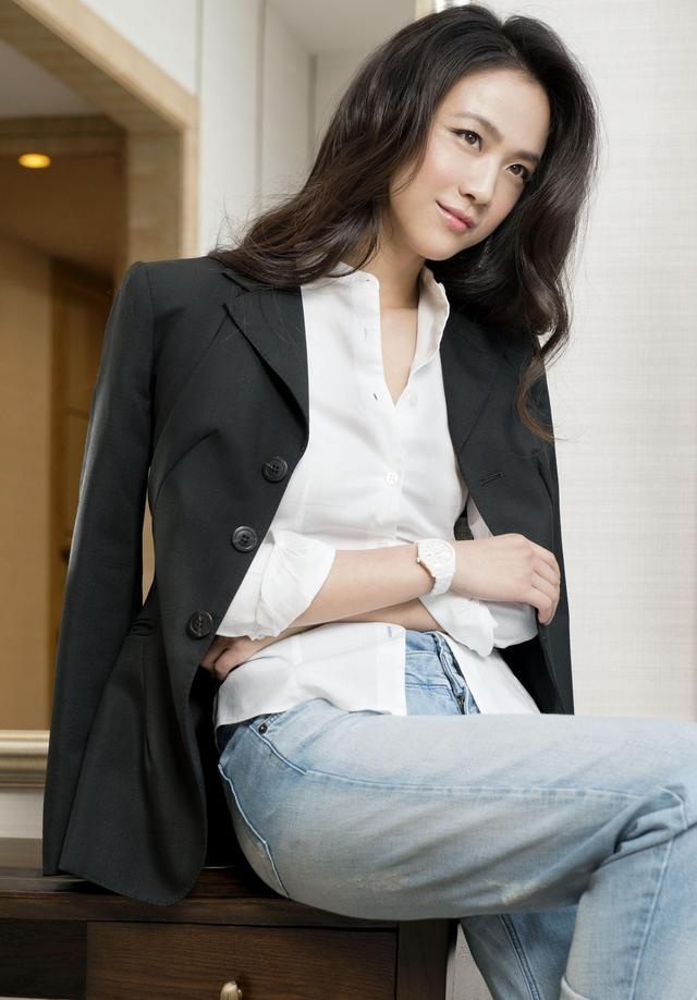 汤唯独带女儿做PCR 韩国导演老公神隐