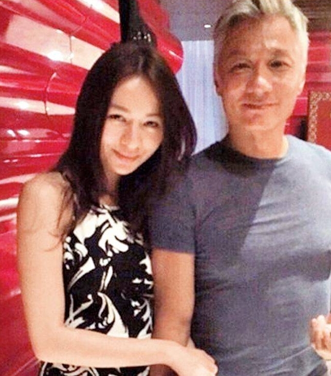 港姐面试︱林俊贤女儿林钰洧赶搭尾班车