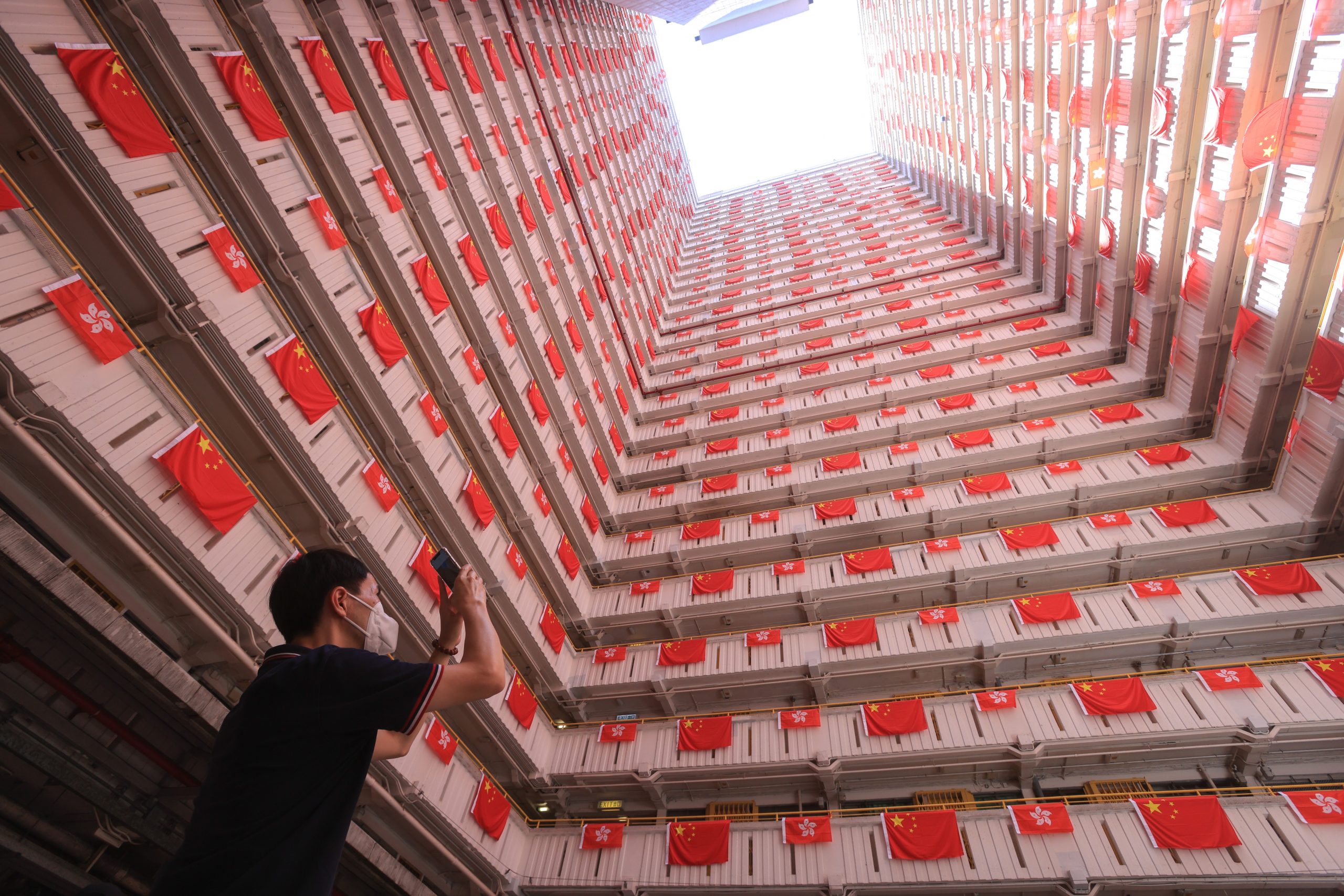 港媒:习近平将在香港展开一天访问