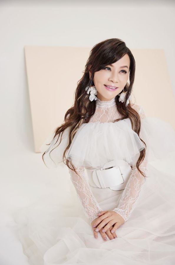  爱女轻生儿车祸重伤 情歌天后罹恶性肿瘤已选好遗照	