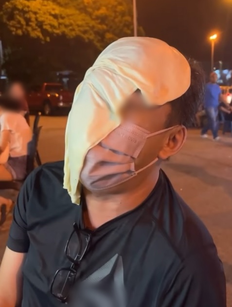 独家|煎饼飞砸顾客脸赔RM50 店者:“有顾客要我们砸他们脸”