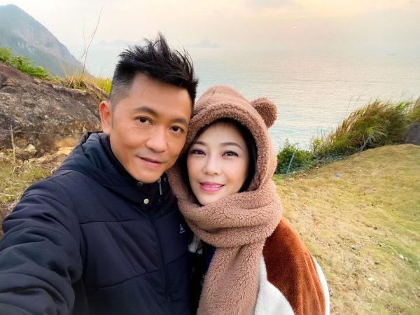 用“驱狗器”赶唐狗激民愤 刘小慧遭广告商喊停合作切割	