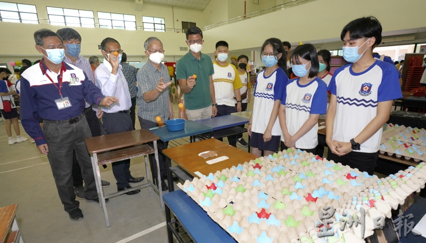 社区学校/深斋中学校庆义 卖会暨娱乐市好热闹