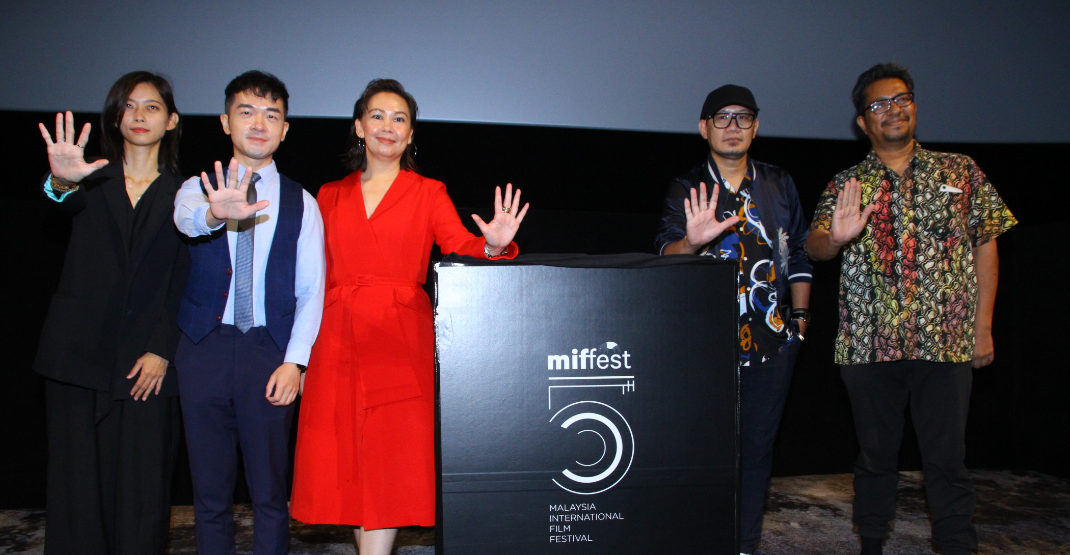 第5届金环奖5强揭晓 《黑车》《无声》入围3奖打平手