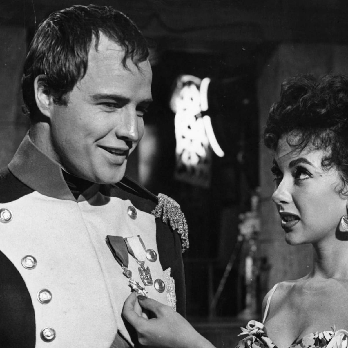 美推翻堕胎权群星震惊开骂  海瑞贝莉轰：枪比妇女更多权利