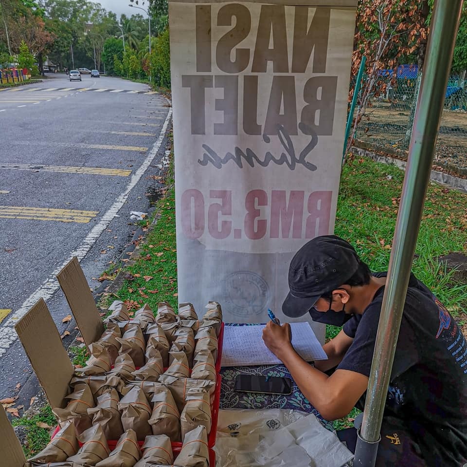 老师:SPM考9科E也抱抱孩子·“可能最后是他陪我们到老”