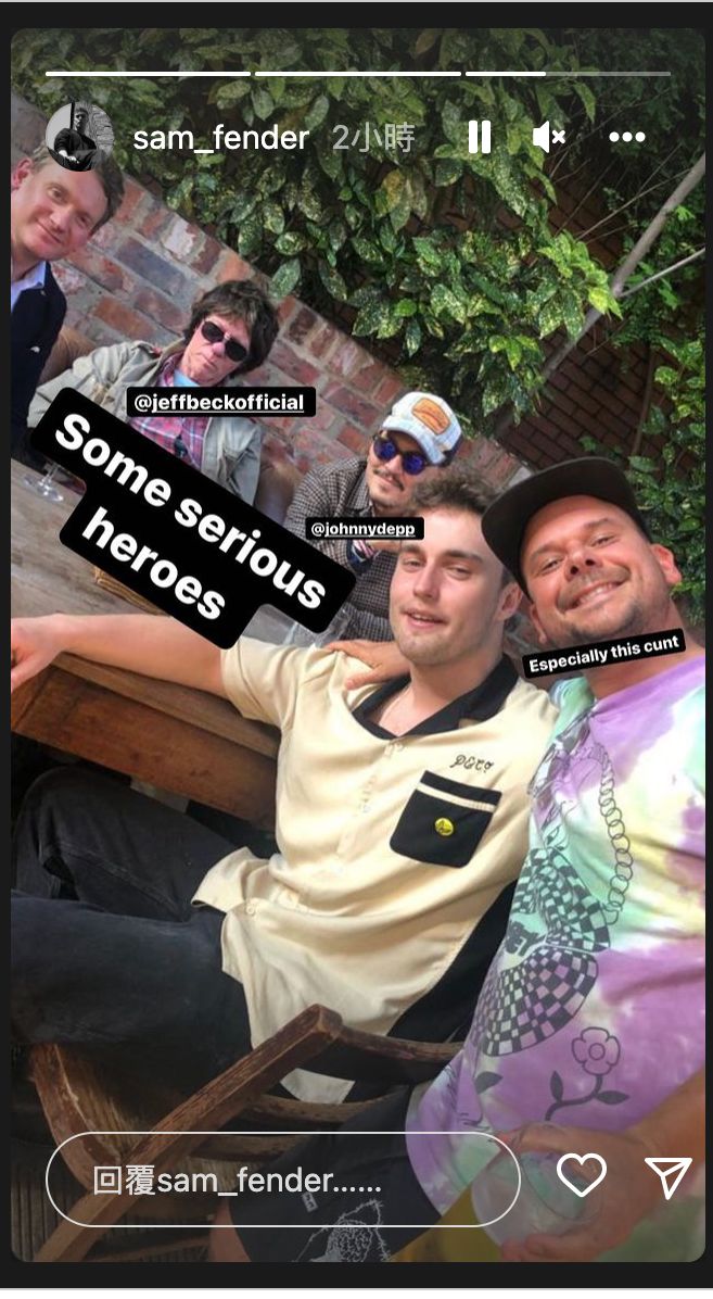 胜诉感谢陪审团还他人生 尊尼特普人在酒吧路人抢击掌