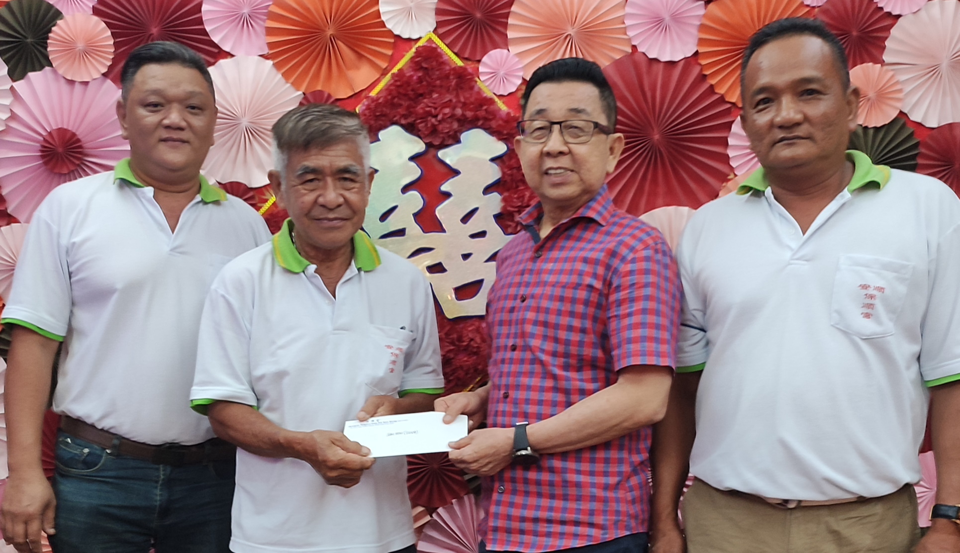 虽节约不忘华教 安顺保顺宫捐三民独中