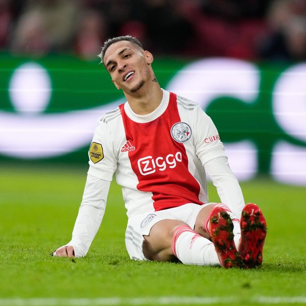 西罕近6000万买断阿雷奥拉 曼市将续约马赫雷斯