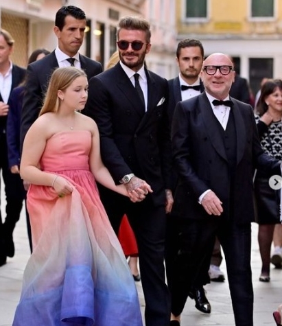 贝克汉姆10岁女儿身材太壮 网酸该减肥